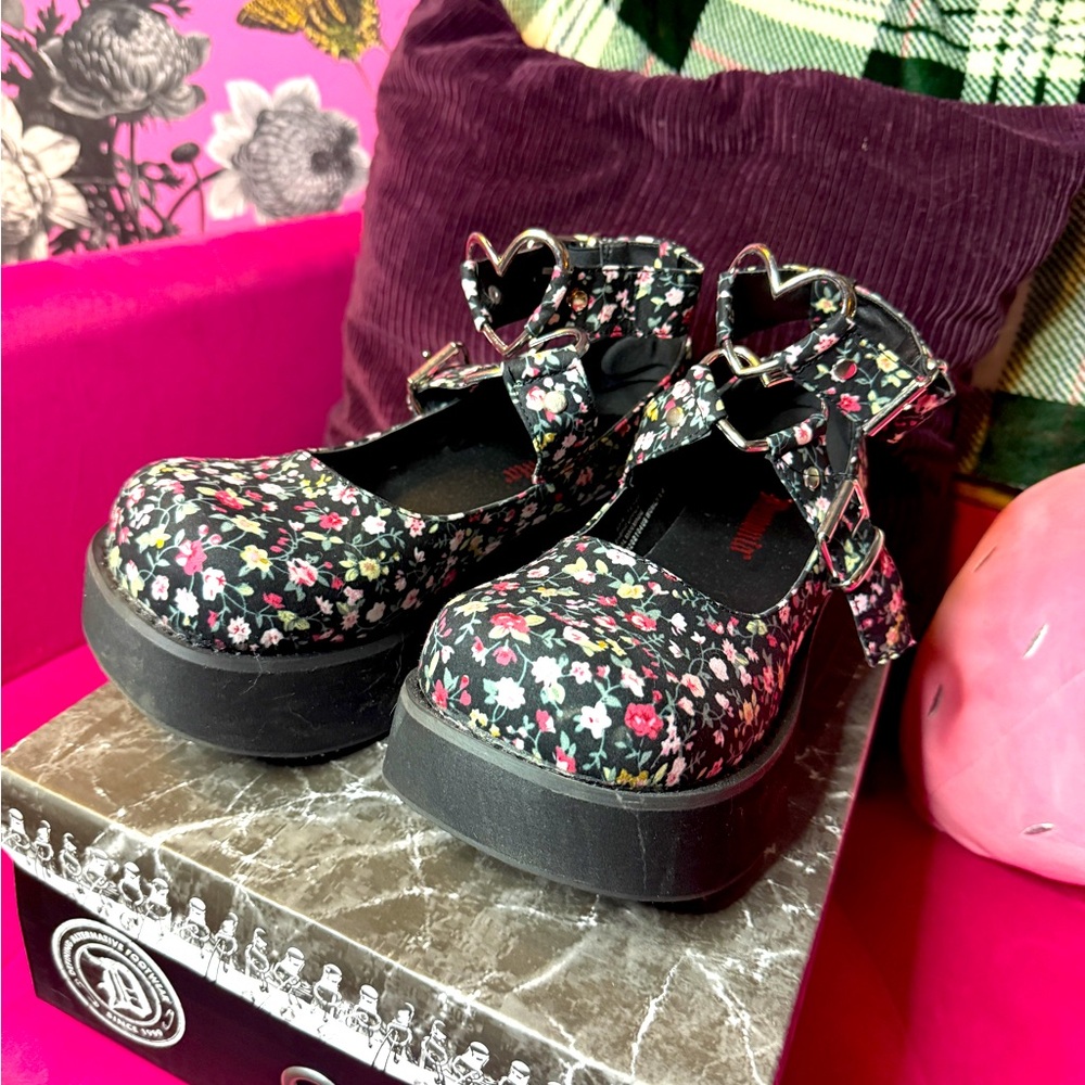 Demonia Sprite-02 whimsigoth 90s mallgoth vintage style Mary Jane Shoes sz 9